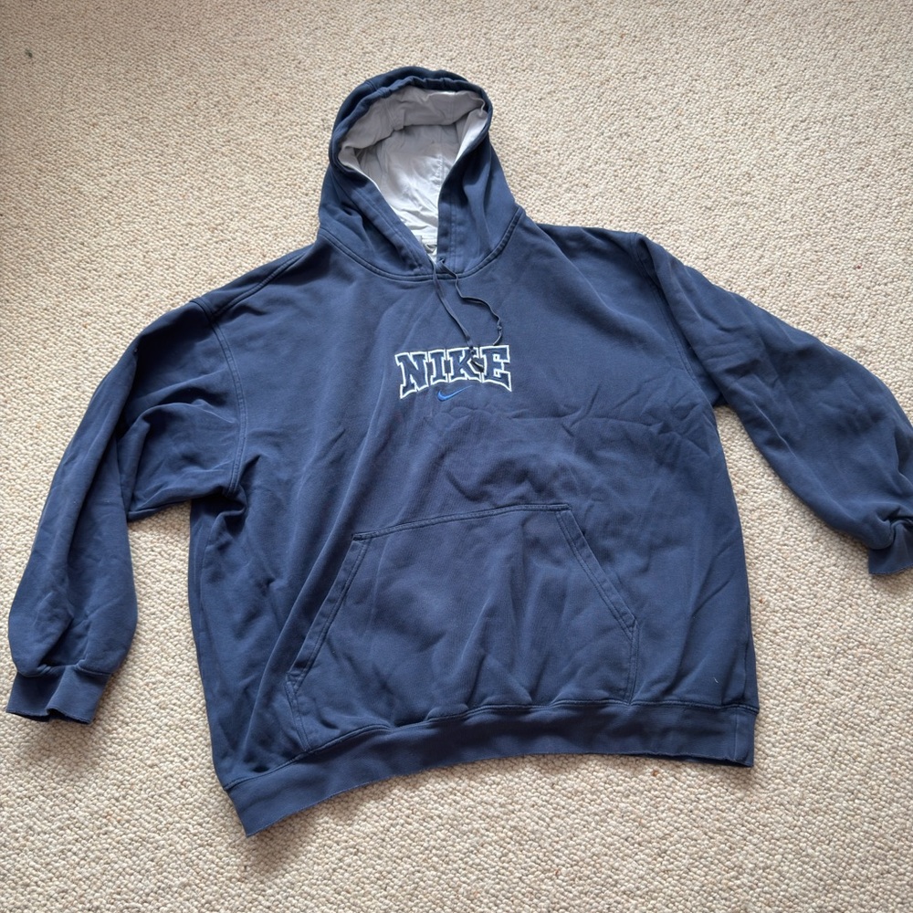 Vintage Nike Men's Blue Hoodie